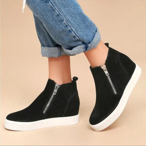 Steve Madden " wedgie" sneaker